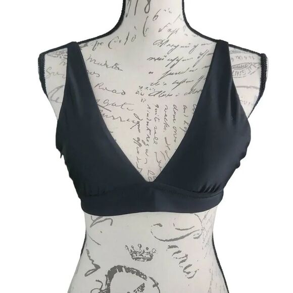 Aerie Women's Size XL Black Triangle Knot Back Bikini Top - Picture 1 of 6